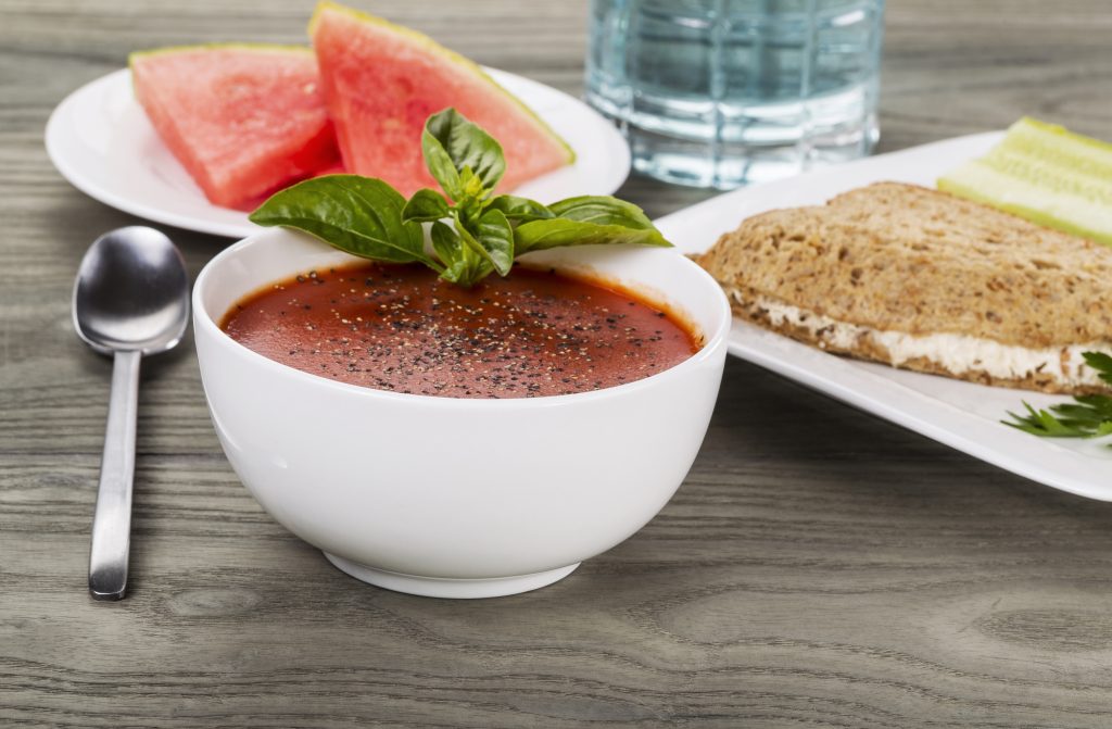 Cooking soups sandwiches julieshanson 109614825 1024x671