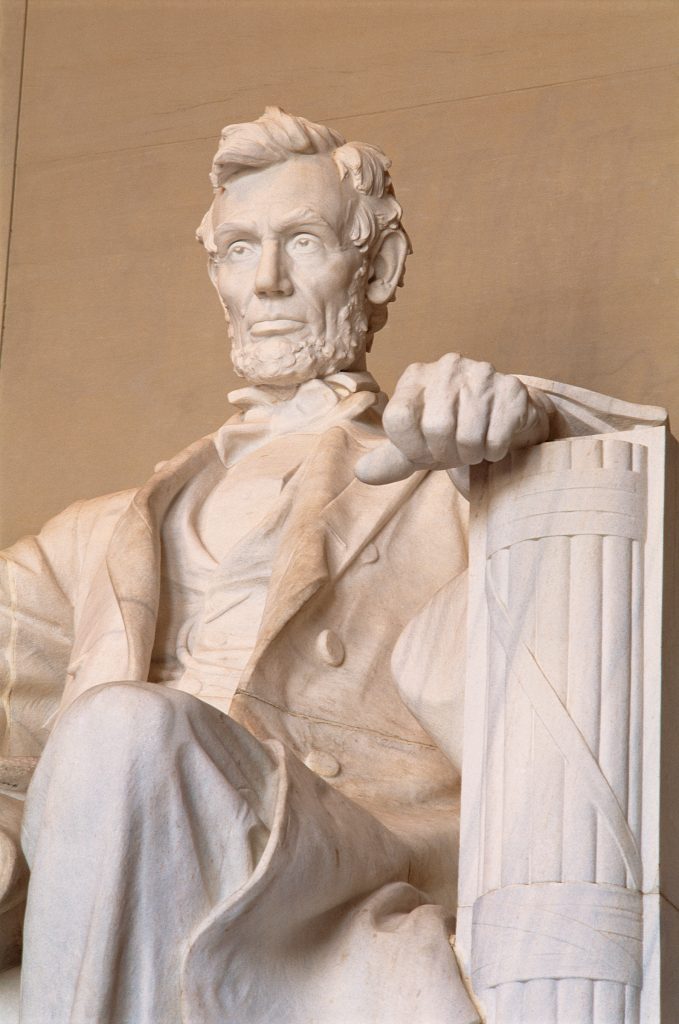 US History and Culture Focusing on Race 39193437 679x1024